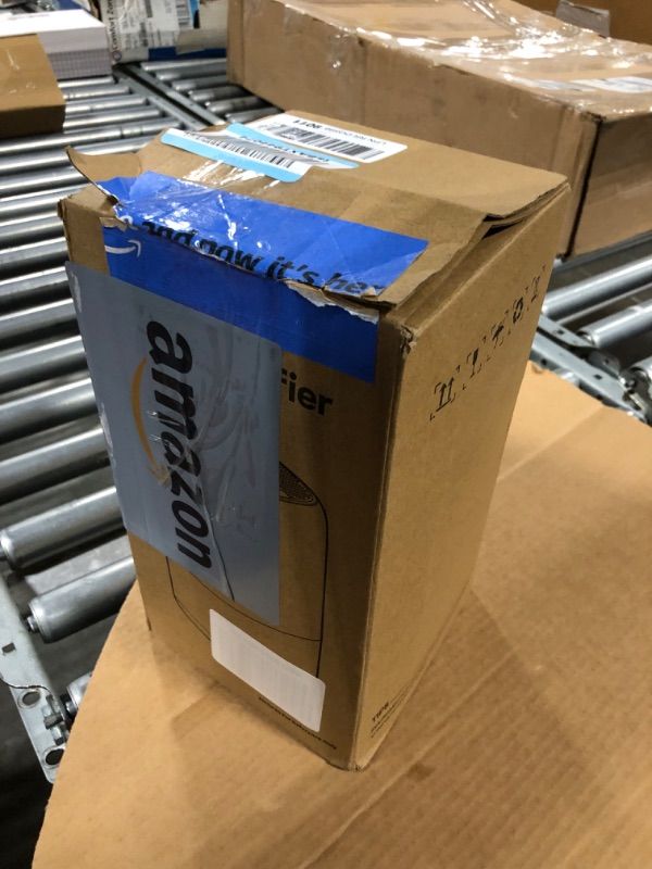 Photo 1 of ***NOT FUNCTIONAL******* SELLING AS PARTS NO RETURN AS IS***
Dehumidifier, TABYIK 35 OZ Small Dehumidifiers for Room for Home, Quiet with Auto Shut Off, Dehumidifiers for Bedroom (280 sq. ft), Bathroom, RV, Closet White