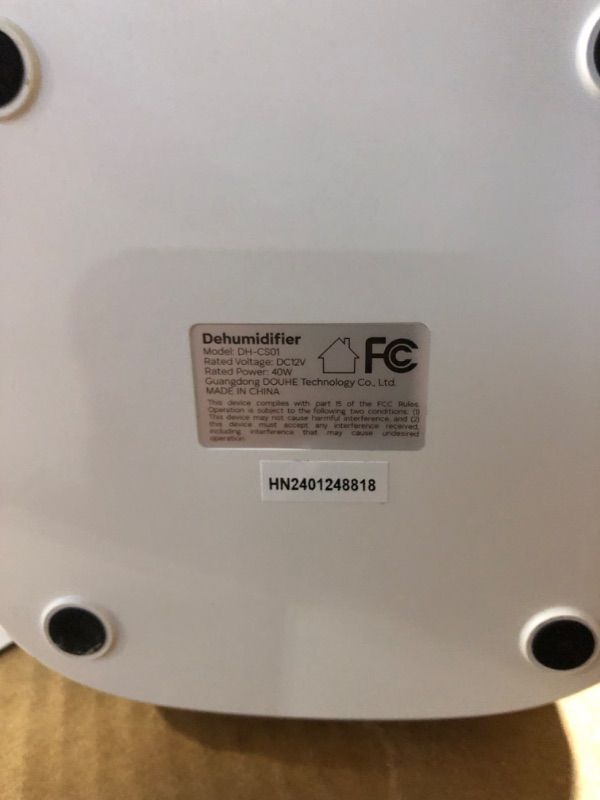 Photo 3 of ***NOT FUNCTIONAL******* SELLING AS PARTS NO RETURN AS IS***
Dehumidifier, TABYIK 35 OZ Small Dehumidifiers for Room for Home, Quiet with Auto Shut Off, Dehumidifiers for Bedroom (280 sq. ft), Bathroom, RV, Closet White