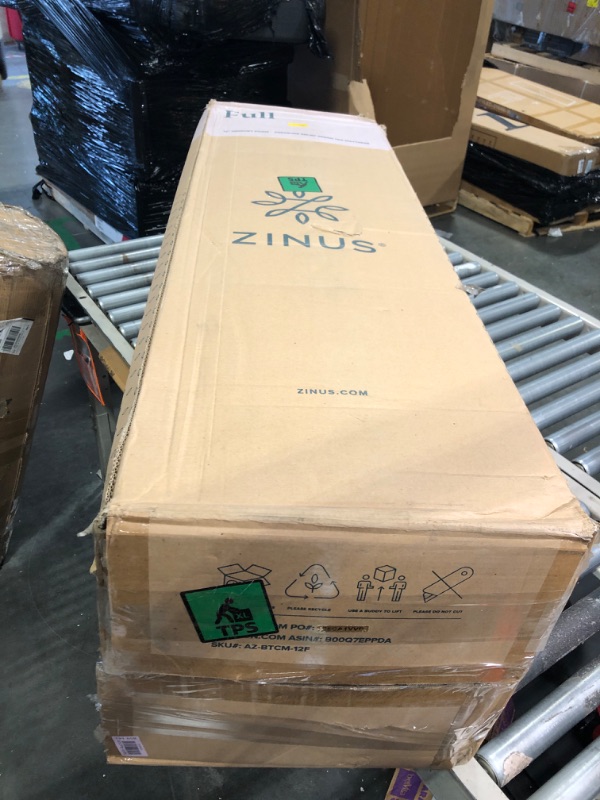 Photo 3 of ***ITEM IS NEW,ONLY THE BOX IS DAMAGED*** ZINUS 12 Inch Green Tea Memory Foam Mattress, Full, Fiberglass Free, Patented Custom Contour Support, Sturdy Base Foam, CertiPUR-US Certified, Mattress in A Box, White Full 12" Original Box