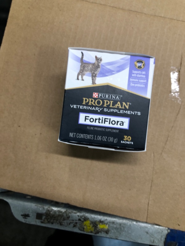 Photo 2 of *** expiration date 11/2024*****Purina - Fortiflora for Cats