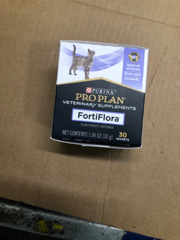 Photo 2 of *** expiration date 11/2024*****Purina - Fortiflora for Cats