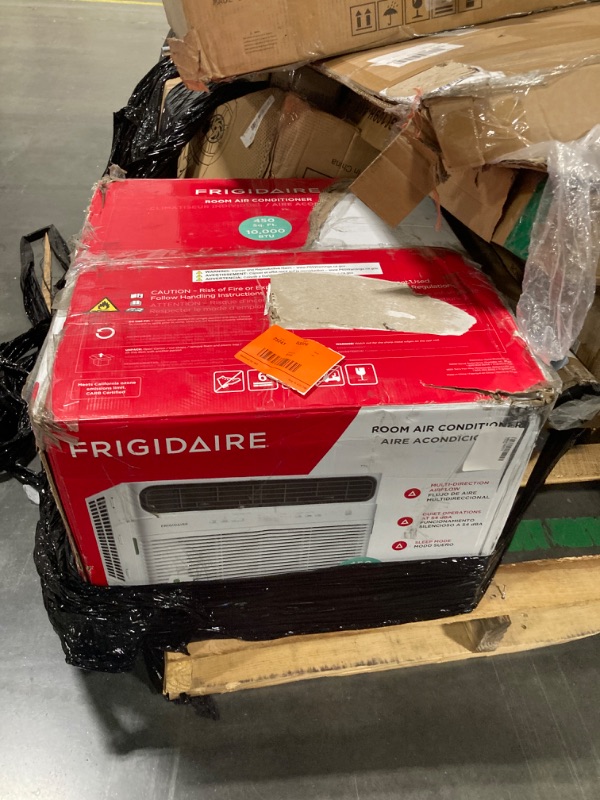 Photo 1 of ***SELLING AS PARTS - FINALE SALE - NO RETURNS****
Frigidaire 8,000 BTU Window Air Conditioner & Dehumidifier, 115V, Cools up to 350 Sq. Ft. for Apartment, Dorm Room & Small/Medium Rooms, with Remote Control, Programmable Timer, and Sleep Mode, White