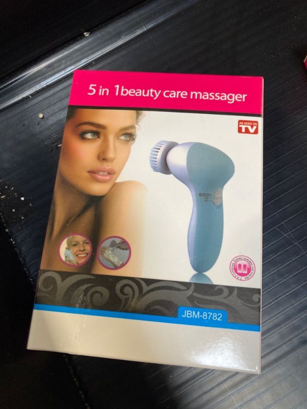 Photo 2 of ***FACTORY SEALED***
***SIMILAR***
Facial Cleansing Brush Face Scrubber: CLSEVXY Electric Face Spin Cleanser Brushes with 6 Brush Heads for Deep Cleansing, Gentle Exfoliating, Removing Blackhead, Massaging
