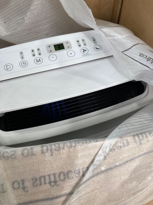 Photo 3 of  Midea MAW06R1BWT Window Air Conditioner 6000 BTU EasyCool AC (Cooling Dehumidifier and Fan Functions) for Rooms Up to 250 Sq ft.**Equipment Connection Ground broken**