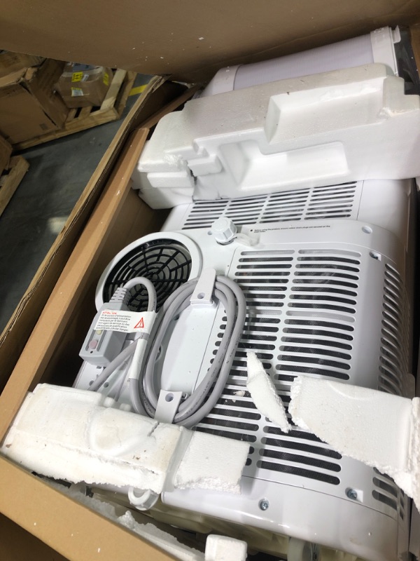 Photo 6 of ***NON FUNCTOINAL//SOLD AS PARTS ALL SALES FINAL*** 
             **SOLD AS PARTS//NON REFUNDABLE** 
CF14AD Portable Air Conditioner, White