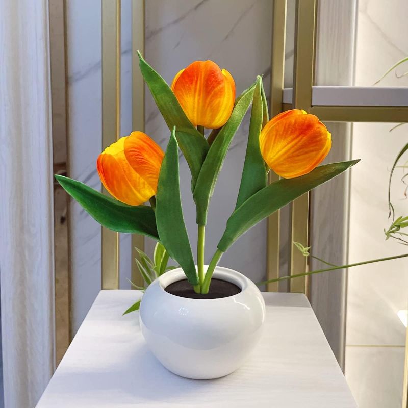 Photo 1 of YUNBIAOSEN Table Lamp LED Tulip Lamp Artificial Flower Night Light Fake Flower Bouquet 3 Heads with Ceramic Vase Bedside Lamp Bedroom Bedside Lamp Home Decor Ambiance Table Lamp (Orange)
