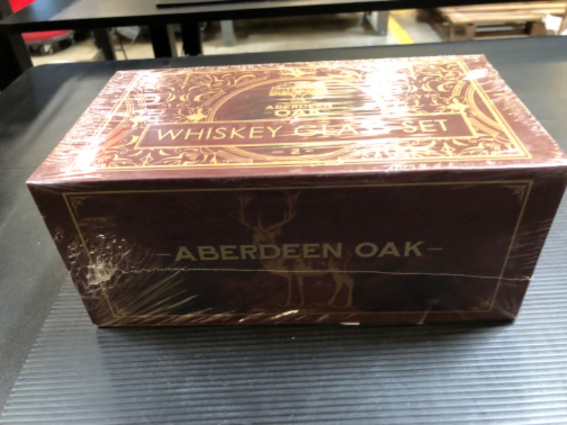 Photo 2 of Aberdeen Oak Crystal Whiskey Glasses Set - Timeless Old Fashioned Liquor Glass with Coasters - Perfect for Bourbon & Cocktails, Ideal Gift for Men & Whisky Enthusiasts - 2 Piece Set 1