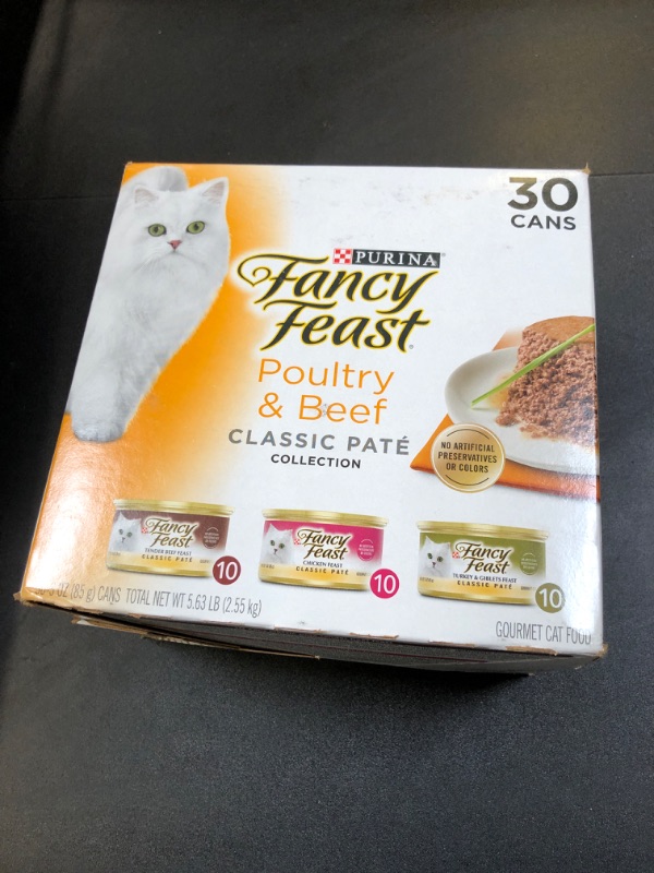 Photo 2 of Fancy Feast Grain Free Pate Wet Cat Food Variety Pack, Poultry & Beef Collection - 3 oz. (BB SEP 2025)
