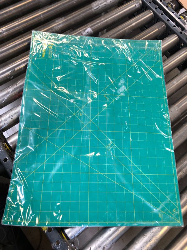 Photo 2 of WORKLION 18'' x 24'' Large Self Healing PVC Cutting Mat, Double Sided, Gridded Rotary Cutting Board for Craft, Fabric, Quilting, Sewing, Scrapbooking - Art Project A2: Green/Blue A2:18 x 24 inch