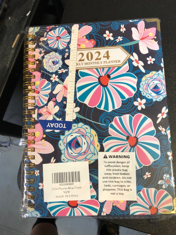 Photo 1 of 2024 floral daily weekly monthly planner - 