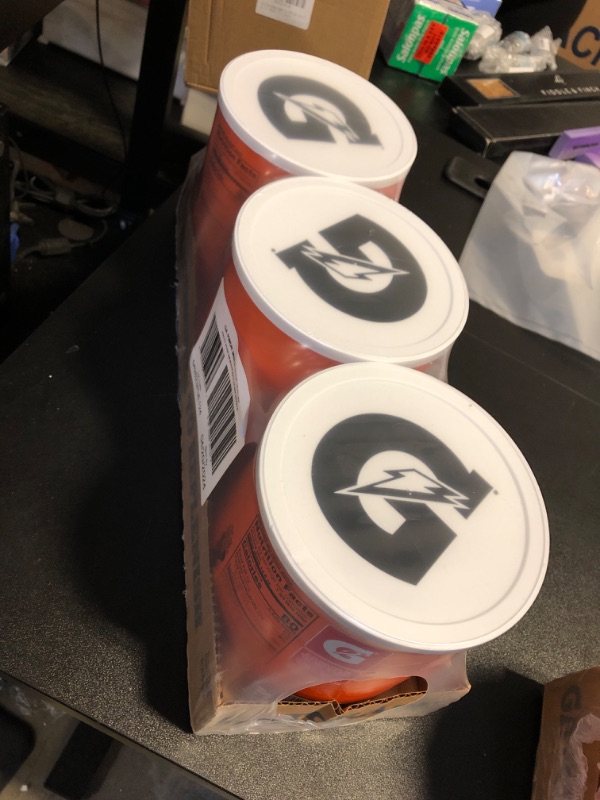 Photo 2 of  expires- - 4/20/24
Gatorade Thirst Quencher 51Oz Powder Variety Pack (Pack of 3) 3-Flavor Variety Pack 3.18 Pound (Pack of 3)