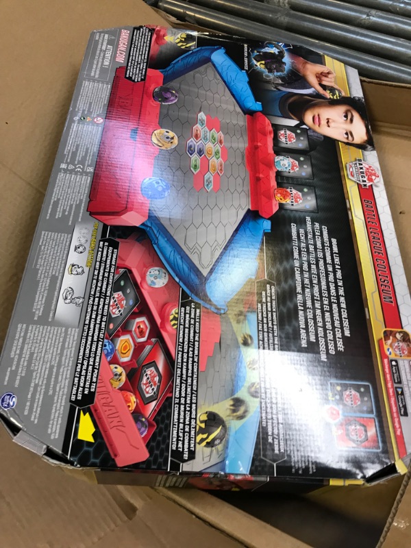 Photo 4 of Bakugan Battle League Coliseum, Deluxe Game Board with Exclusive Fused Howlkor x Serpenteze, Kids Toys for Boys Ages 6 and up