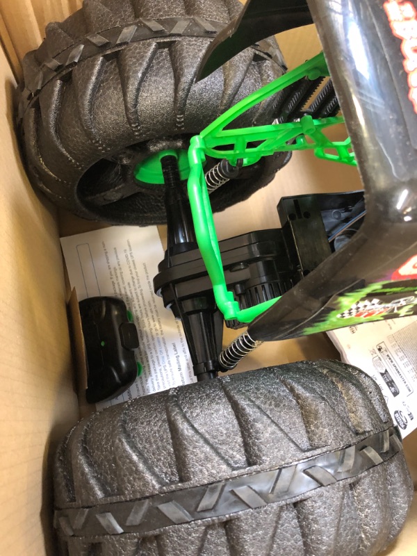 Photo 3 of Monster Jam, Official Mega Grave Digger All-Terrain Remote Control Monster Truck, Over 2 Ft. Tall, 1:6 Scale, Kids Toys for Boys and Girls Ages 4-6+ Mega Grave Digger (V2)