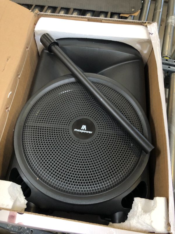 Photo 2 of Max Power MPD892-RUMBLE 12 karaoke Bluetooth speaker portable wired mic trolley speaker 12" Woofer