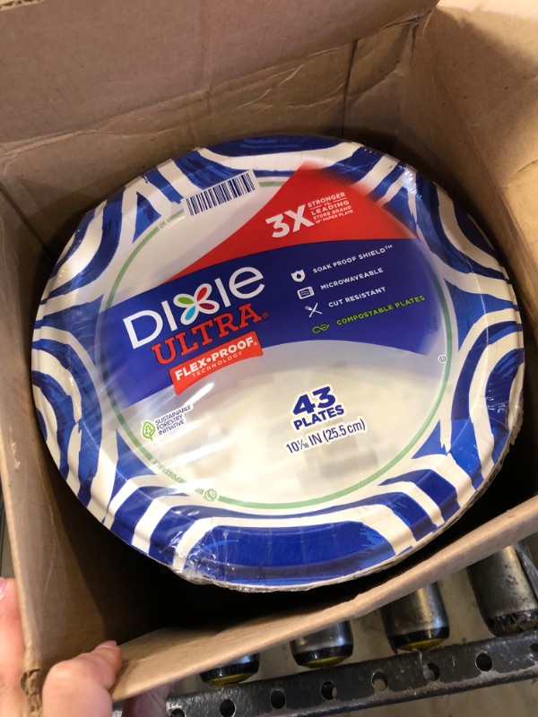 Photo 2 of Dixie Ultra Paper Plates, 10 1/16 inch, Dinner Size Printed Disposable Plate, 172 Count (4 Packs of 43 Plates), Packaging and Design May Vary 172 Count (Pack of 1) 4 Packs of 43 Plates