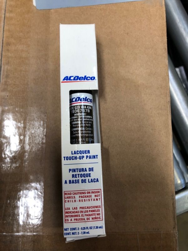 Photo 2 of ACDelco GM Original Equipment 19367678 Havana Metallic (WA439C) Four-In-One Touch-Up Paint - .5 oz Pen