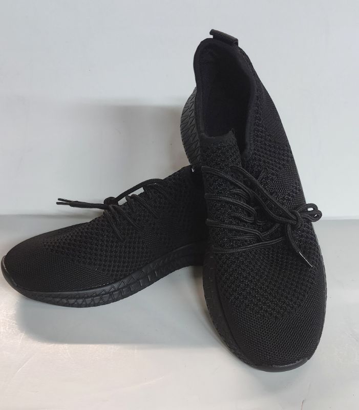 Photo 1 of 8.5-9 MEN'S LIGHT WEIGHT SHOES