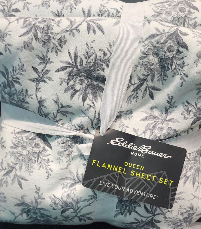 Photo 1 of QUEEN EDDIE BAUER 3 PIECE FLANNEY SHHET SET