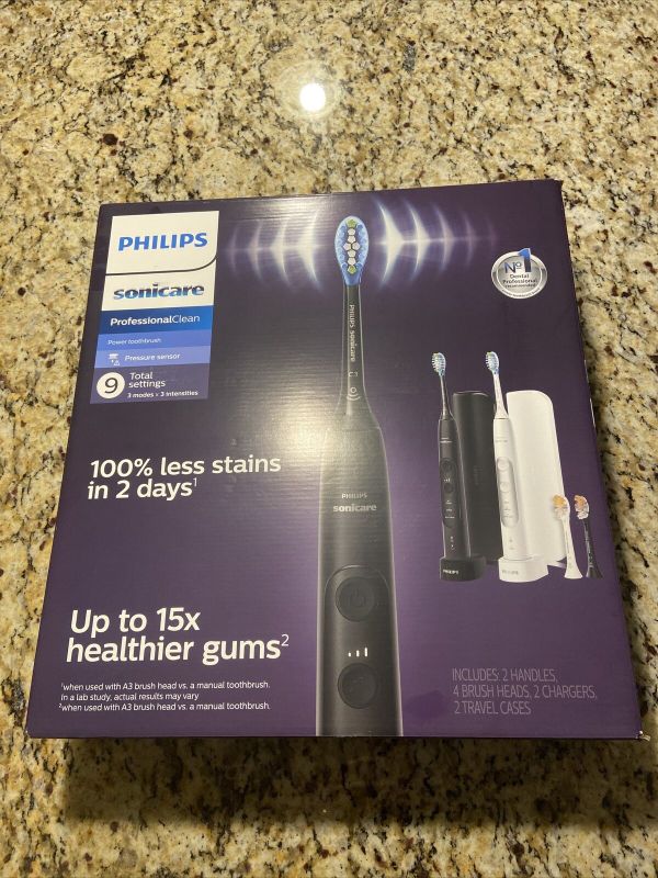 Photo 1 of Philips Sonicare Professional Clean Power Toothbrush Set (Black /White)

Sonicare professional clean power toothbrush. 9 Settings. 3 modes with 3 different intensities. Removes 10x more plaque than regular toothbrush.