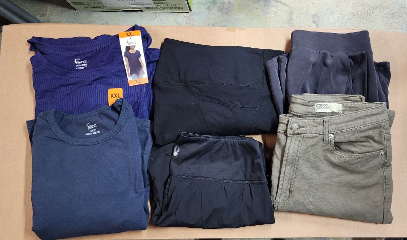 Photo 1 of NO RETURNS / FINAL SALE Lot of 6 pieces women's clothing/ New and used. All Sizes.