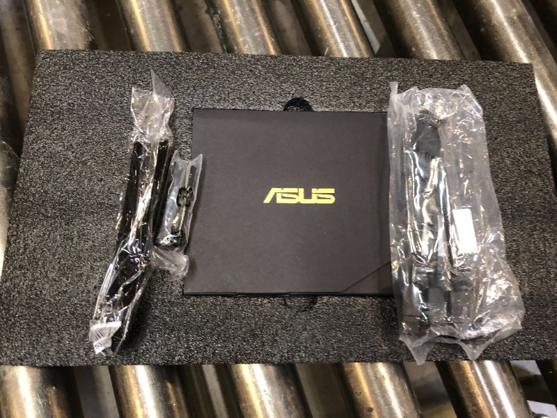 Photo 2 of -UNABLE TO TEST- ASUS ProArt GeForce RTX™ 4080 Super OC Edition Graphics Card (PCIe 4.0, 16GB GDDR6X, DLSS 3, HDMI 2.1a, DisplayPort 1.4a)
