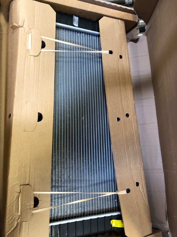 Photo 1 of Spectra Premium CU618 Complete Radiator for Chevrolet/GMC