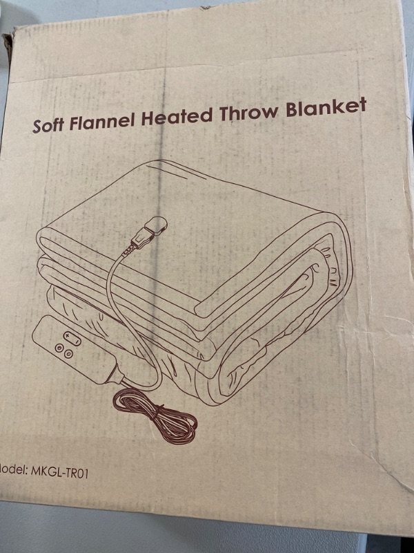 Photo 3 of Bedsure Heated Blanket Electric Blanket - Soft Flannel Electric Throw, Heating Blanket with 4 Time Settings, 6 Heat Settings, and 3 hrs Timer Auto Shut Off (50x60 inches, Grey)
