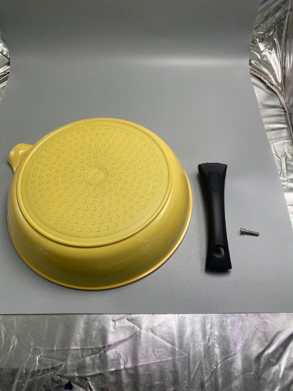 Photo 6 of 30cm Frying Pan, Long Lasting Aluminium Frying Pan with Ceramic Non-Stick Coating Pans Corrugated base for Kitchen(Yellow)
Brand: FIRMLOC