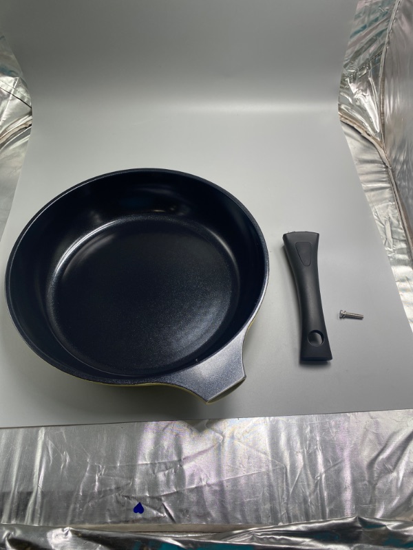 Photo 5 of 30cm Frying Pan, Long Lasting Aluminium Frying Pan with Ceramic Non-Stick Coating Pans Corrugated base for Kitchen(Yellow)
Brand: FIRMLOC