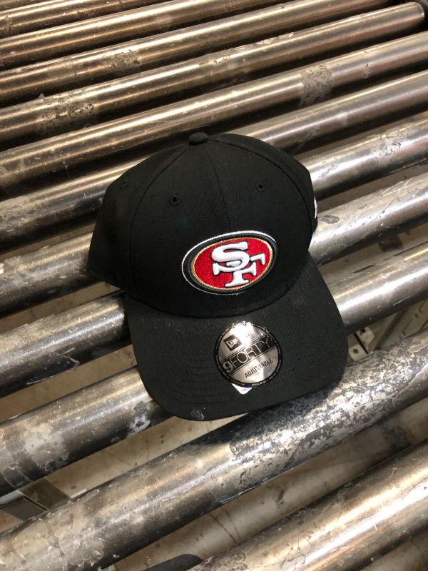 Photo 1 of New Era Men's Basic 59Fifty Fitted Hat One Size San Francisco 49ers Black