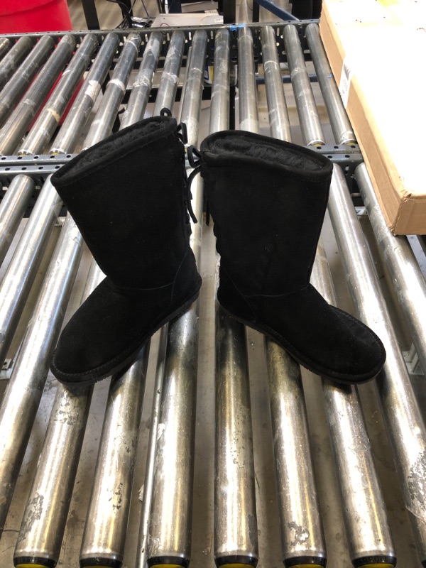 Photo 1 of Women's Black Boots, Size 7