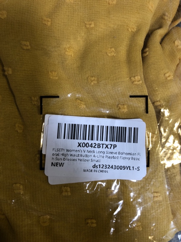 Photo 1 of WOMENS V NECK LONG SLEEVE DRESS (YELLOW)
SIZE SMALL 