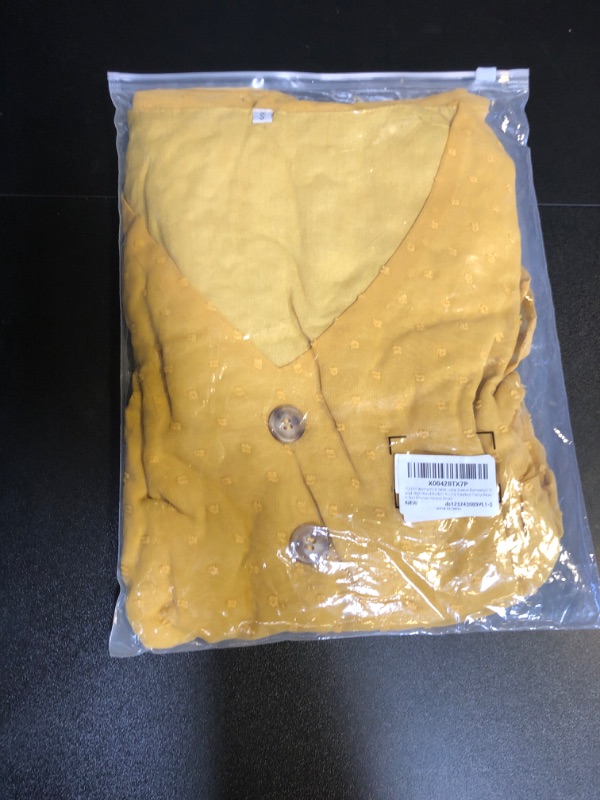 Photo 1 of WOMENS V NECK LONG SLEEVE DRESS (YELLOW)
SIZE SMALL 