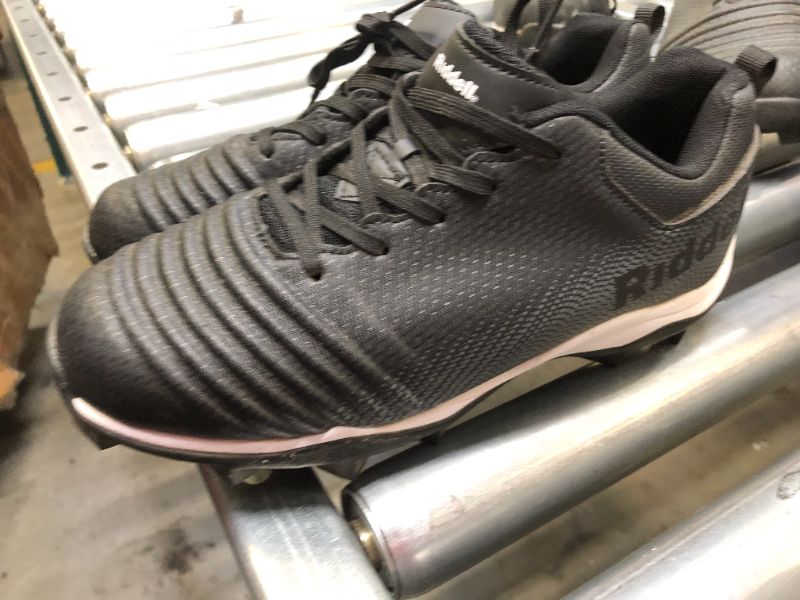 Photo 1 of BLACK CLEATS
MENS 6