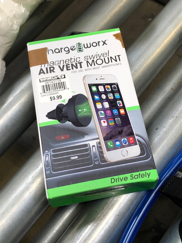 Photo 2 of Chargeworx Magnetic Air Vent Swivel Mount