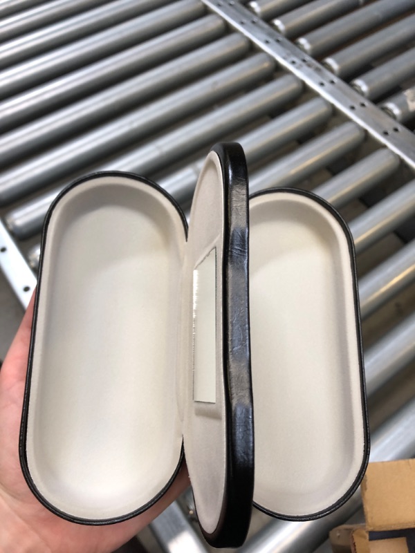 Photo 1 of 2 in 1 glasses case