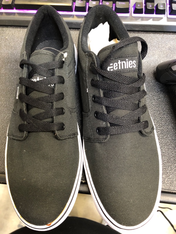 Photo 1 of etnies men's division skate shoe, black, US9 1/2