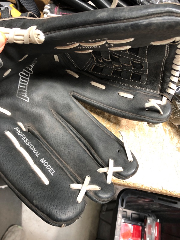 Photo 3 of **thread missing**
Mizuno 14" Black Pro RH Throw Performance Baseball Softball Glove GSH1403 Shadow
