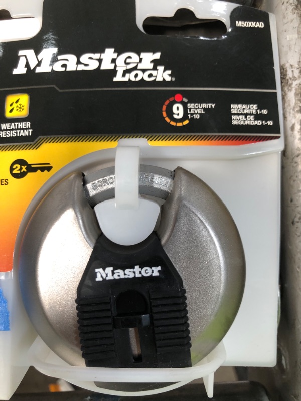 Photo 2 of Master Lock Magnum Disc Lock Covered Steel Uses M1 Key Blank