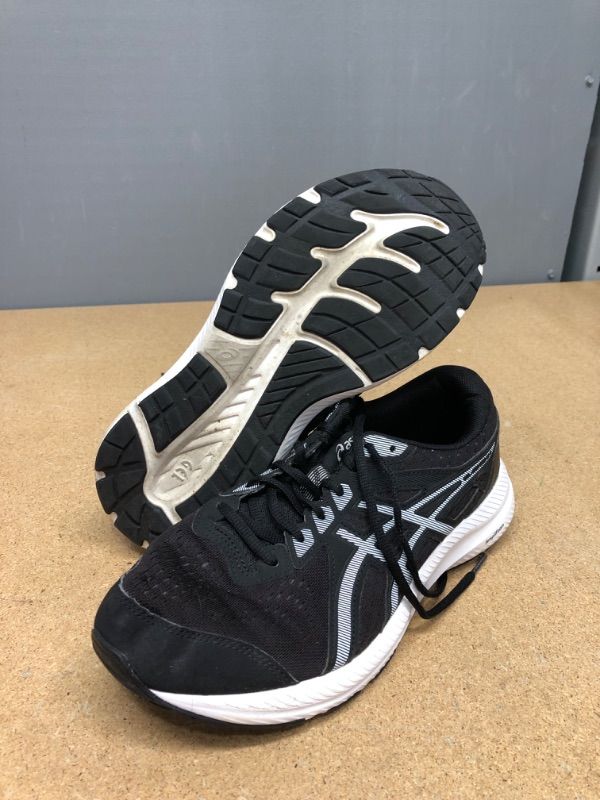 Photo 1 of ASICS Men's Gel-Contend 8 Running Shoes 9.5 Black/White