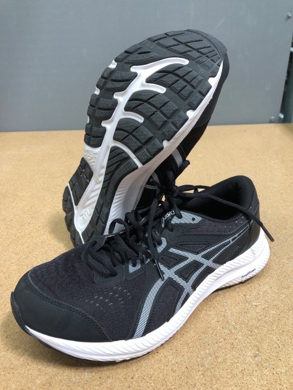 Photo 2 of ASICS MEN'S BLACK SNEAKERS 
SIZE 9 XW