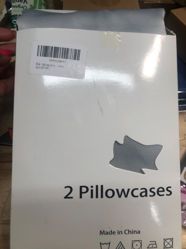 Photo 1 of 2 QUEEN PILLOWCASES GREY 
