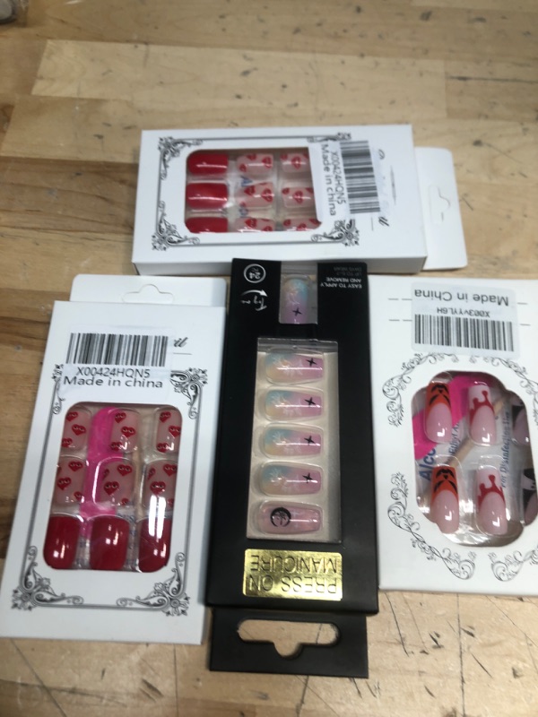 Photo 1 of 4 PACK  ASSORTED PRESS ON NAIL SET 