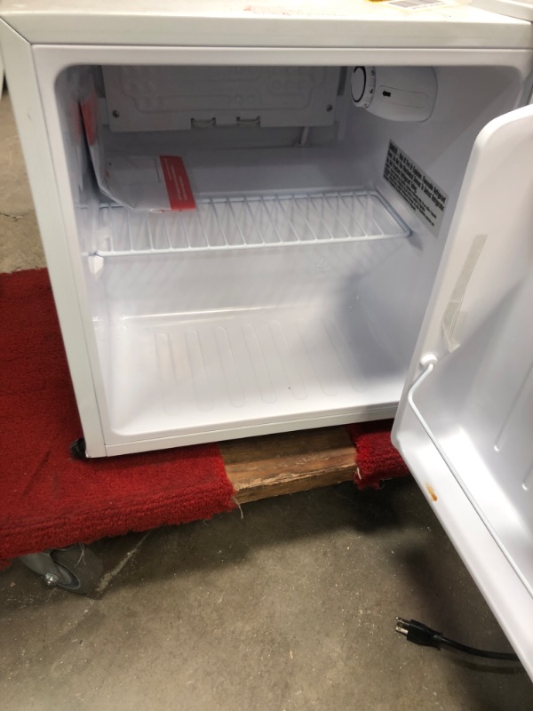 Photo 3 of 1.7 cu. ft. Freezerless Mini Fridge, White