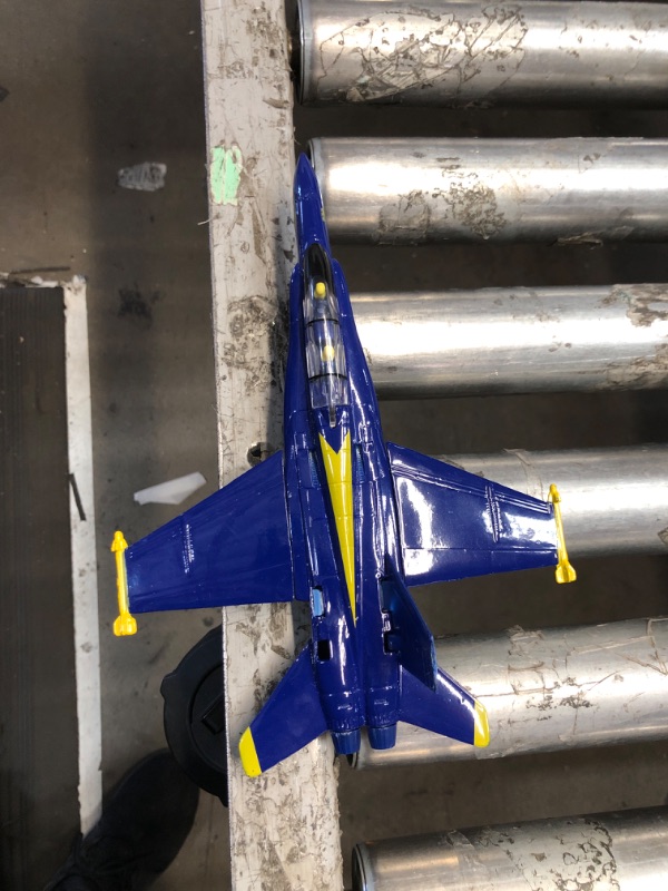 Photo 1 of ???? United States Navy Blue Angels F/a-18 Super Hornet Fighter Jet 9inch Die Cast Metal Model Toy W/ Pullback Action
