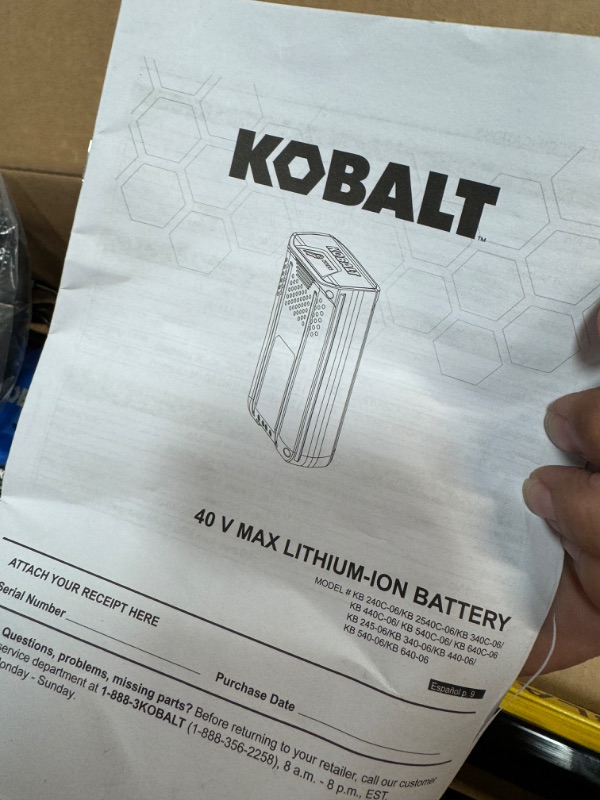 Photo 1 of *UNTESTED** Kobalt Taille-haie Sans Fil Kobalt Avec Perche, 40 V, 20 Po, Bleu KPH 2541-06