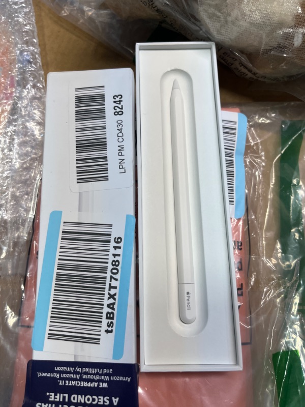 Photo 1 of Apple Pencil (USB-C) ???????