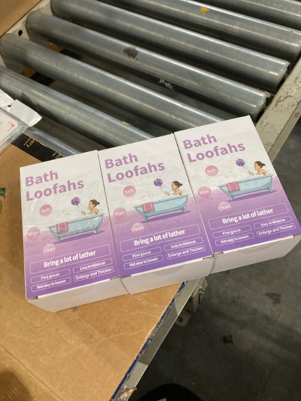 Photo 1 of Bath Loofah Sponge Soft Mesh Shower Puff for Body Wash Bath Sponge Body Scrubber for Women & Men Body Exfoliator-Bathing Accessories 3Pack 40G S 
pack of 3
