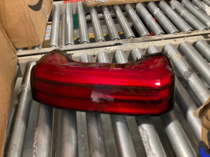 Photo 4 of ***** ***MISSING PIECES//SOLD AS IS ALL SALES FINAL*** ****** .
Rear Brake Tail Light Assembly Replacement for Toyota Tundra 2022-2023 RH Passenger Side Rear Tail Light Sequential Lamp 81550-0C200
