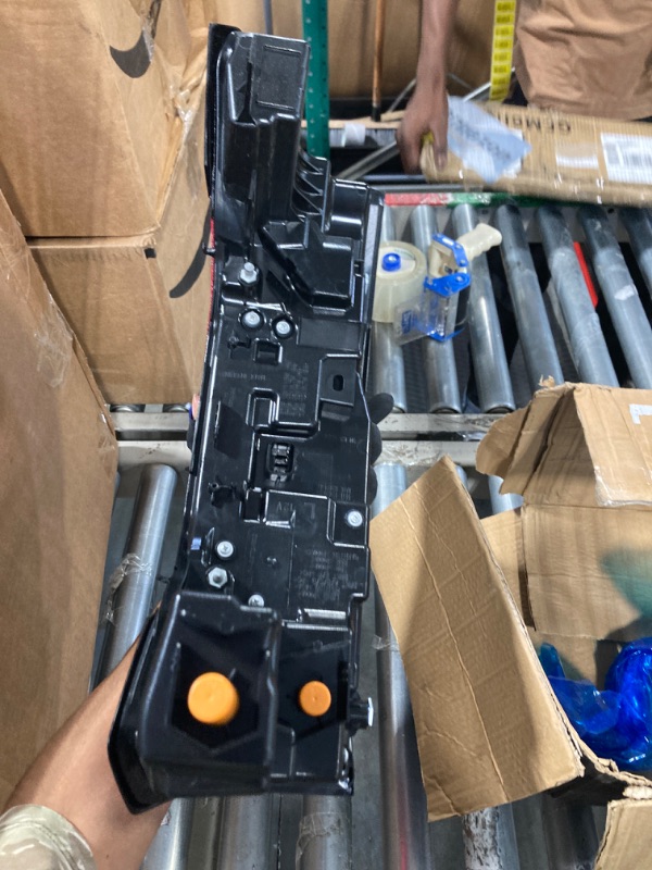 Photo 3 of ***** ***MISSING PIECES//SOLD AS IS ALL SALES FINAL*** ****** .
Rear Brake Tail Light Assembly Replacement for Toyota Tundra 2022-2023 RH Passenger Side Rear Tail Light Sequential Lamp 81550-0C200
